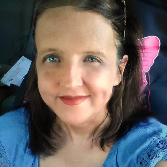 Meet your Posher, Kelley - Picture 1 of 1